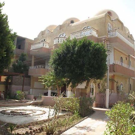 Luxor Light Retreat Hotel Buitenkant foto